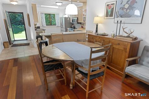 97 West Main Street East Lyme CT 06357