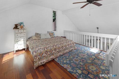 97 West Main Street East Lyme CT 06357