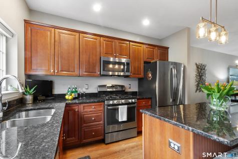 30 Heron View Road New Fairfield CT 06812