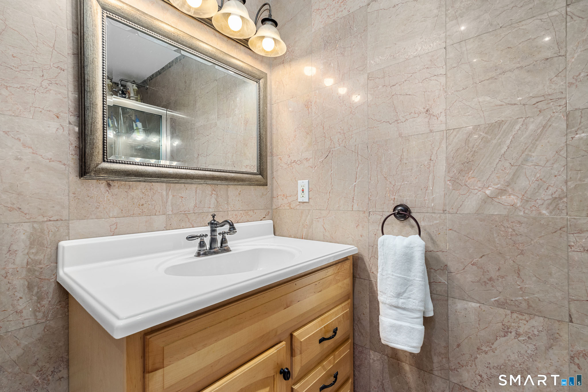 218 New Britain Avenue Farmington CT 06085