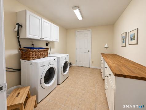 8 Driftway Road Danbury CT 06811