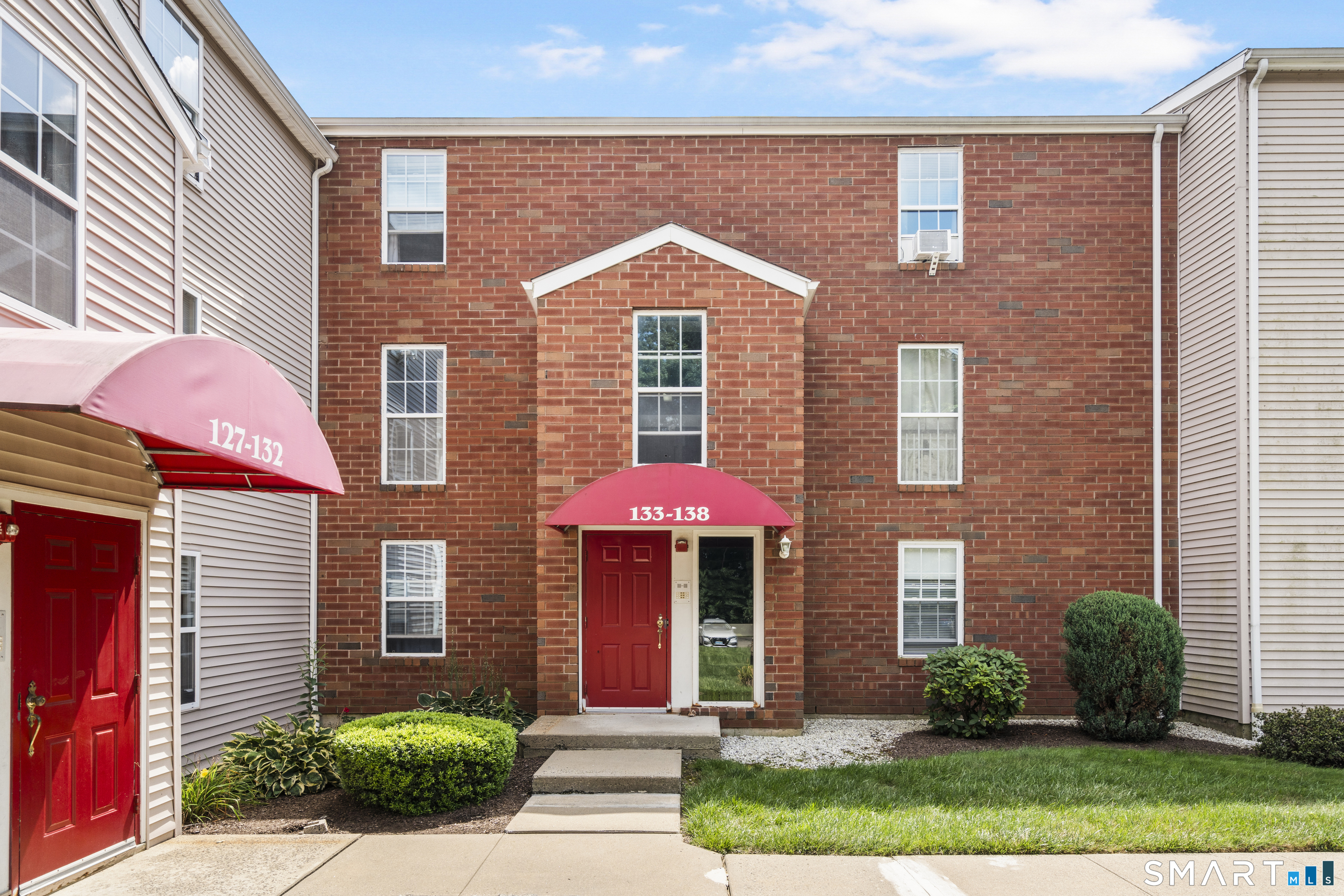 135 Heather Ridge Shelton CT 06484