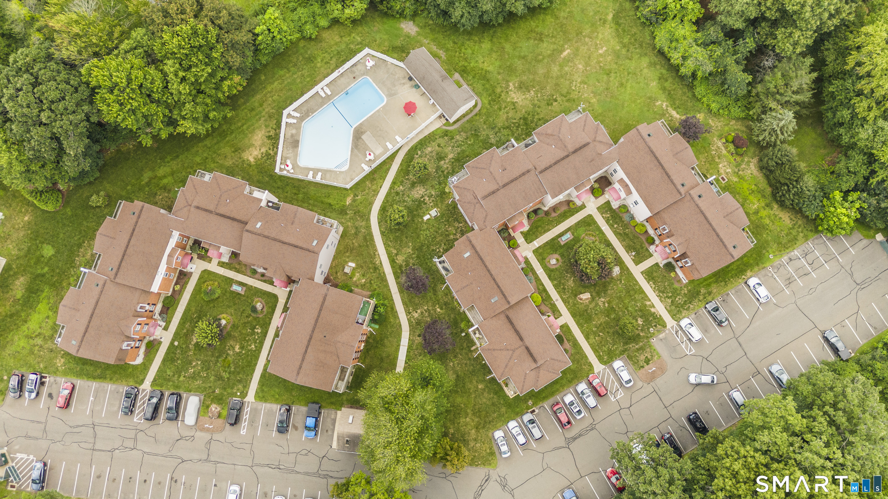 135 Heather Ridge Shelton CT 06484