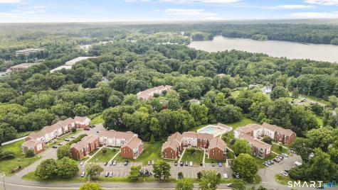135 Heather Ridge Shelton CT 06484