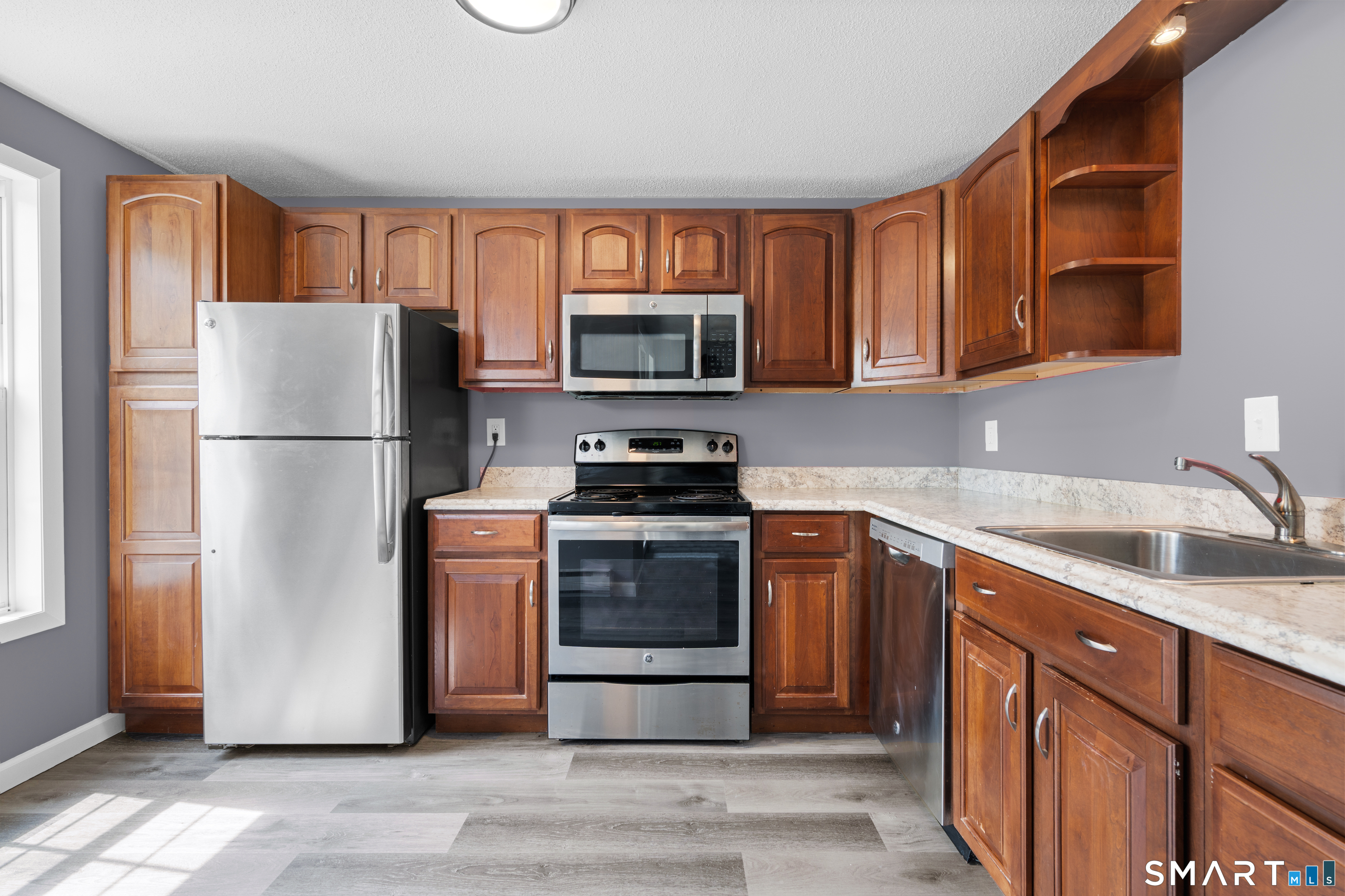 135 Heather Ridge Shelton CT 06484