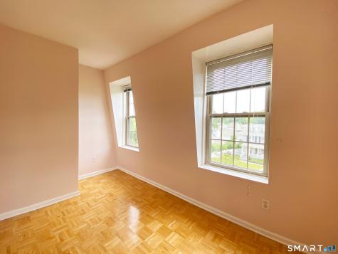 1 Russell Street Middletown CT 06457