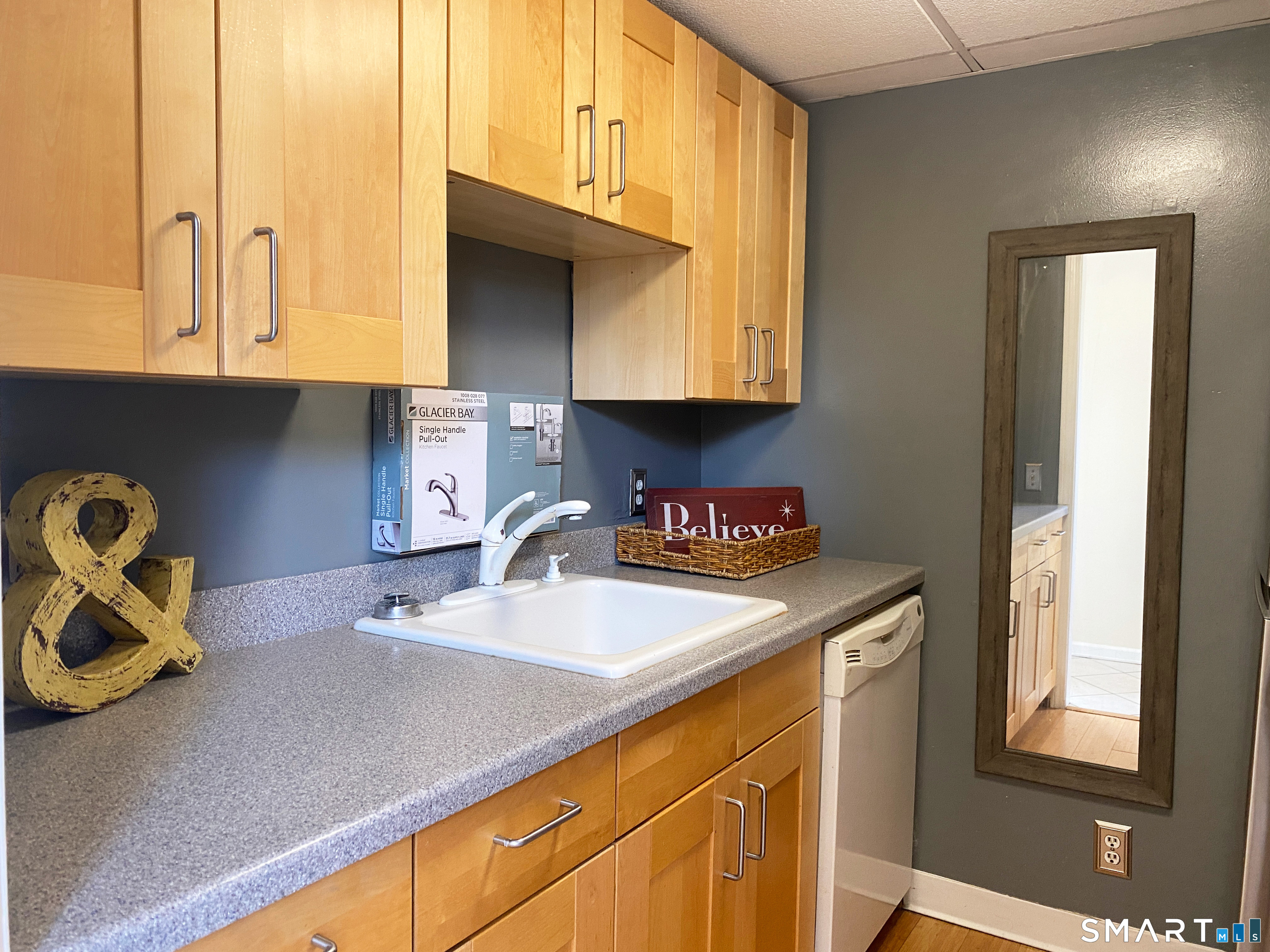 1 Russell Street Middletown CT 06457