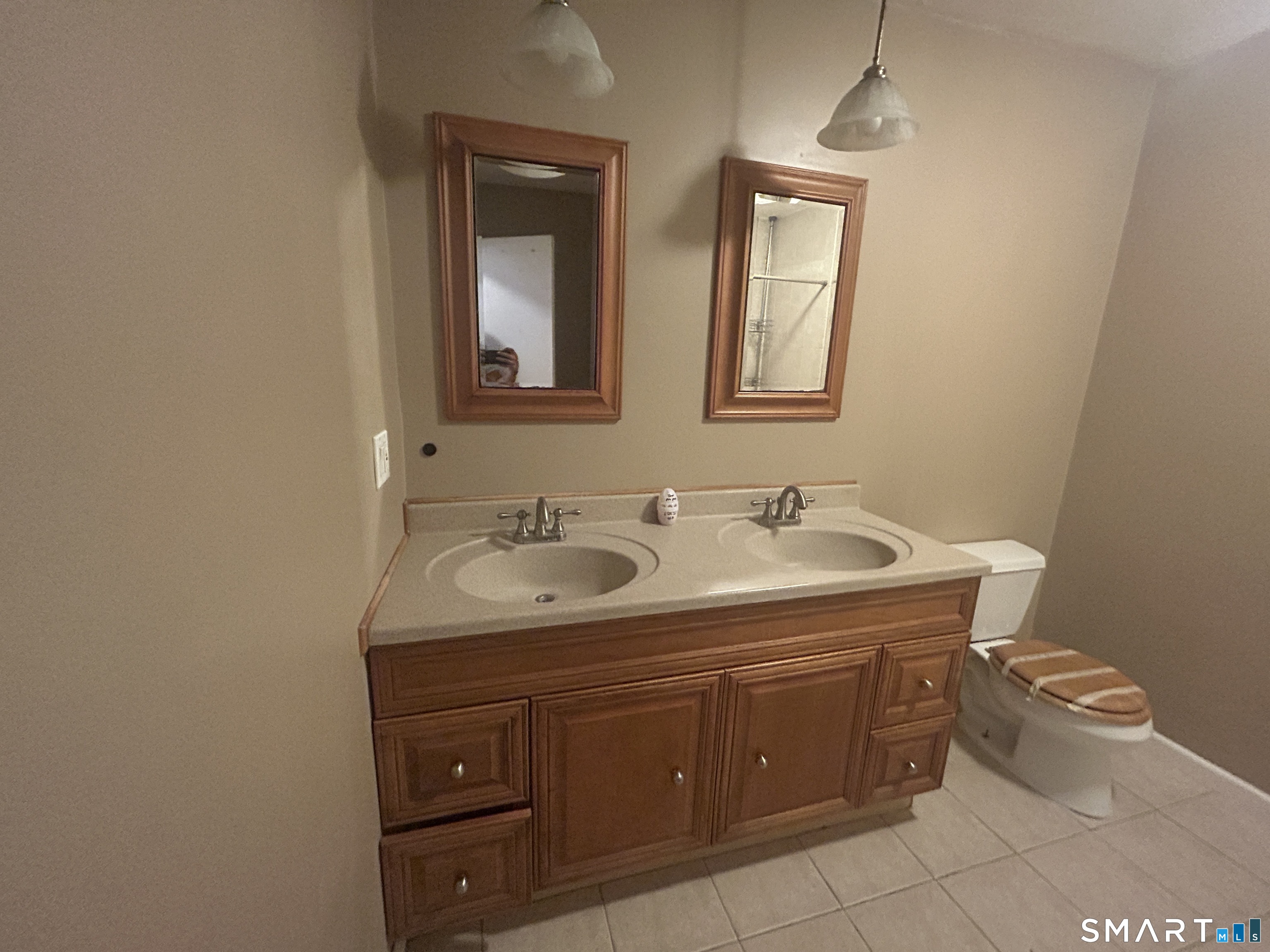 5 Deer Run Bethel CT 06801