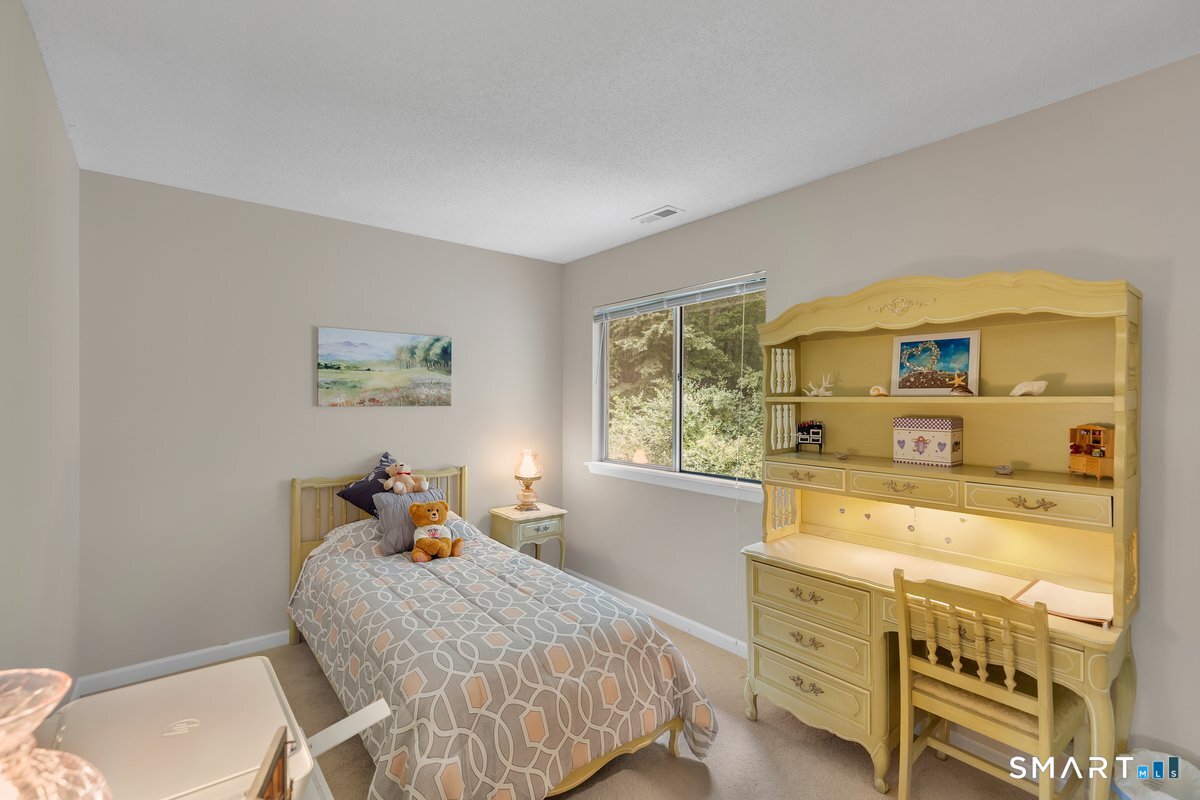 80 Country Lane Vernon CT 06066