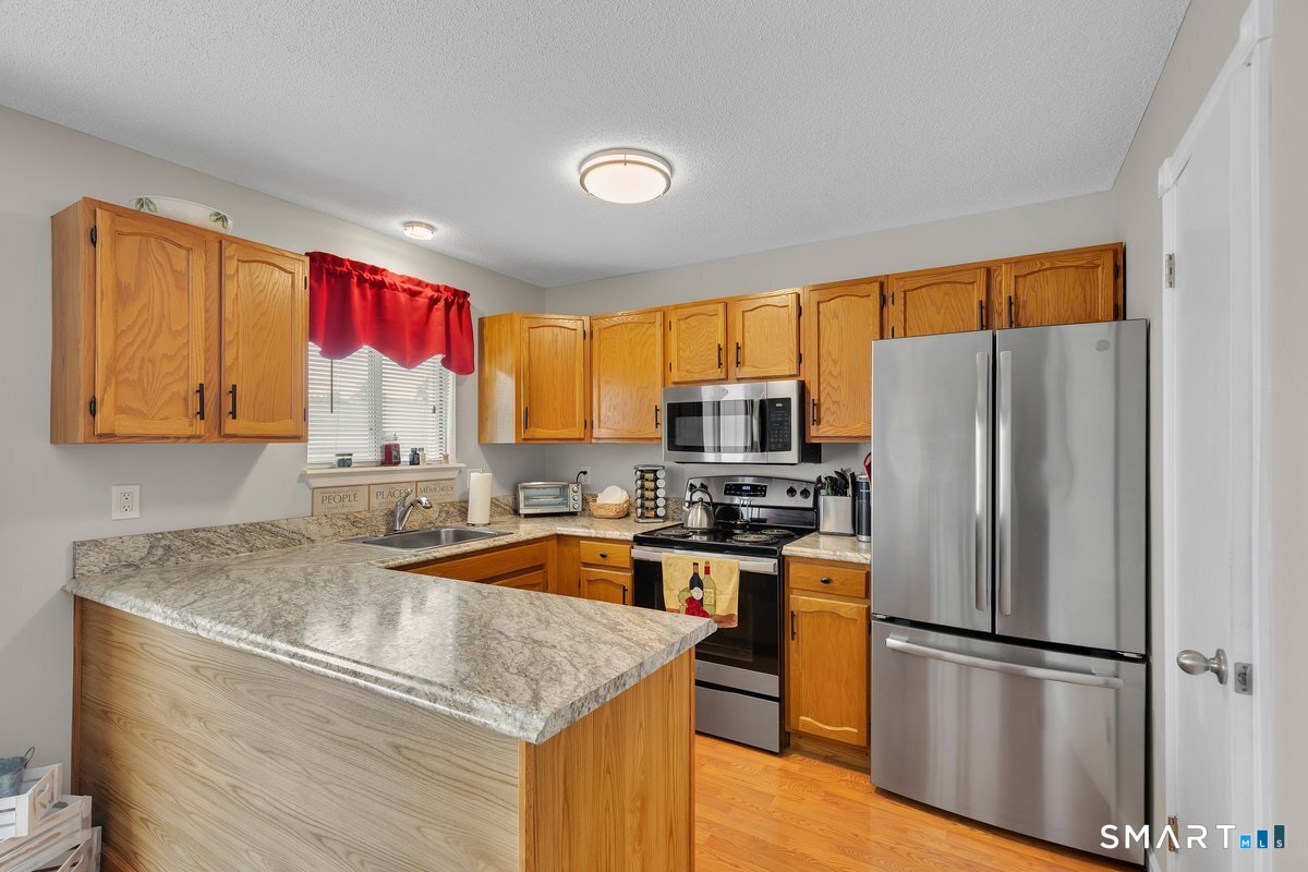 80 Country Lane Vernon CT 06066