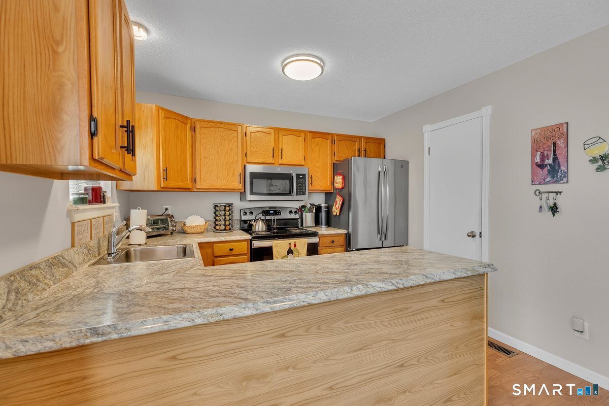 80 Country Lane Vernon CT 06066