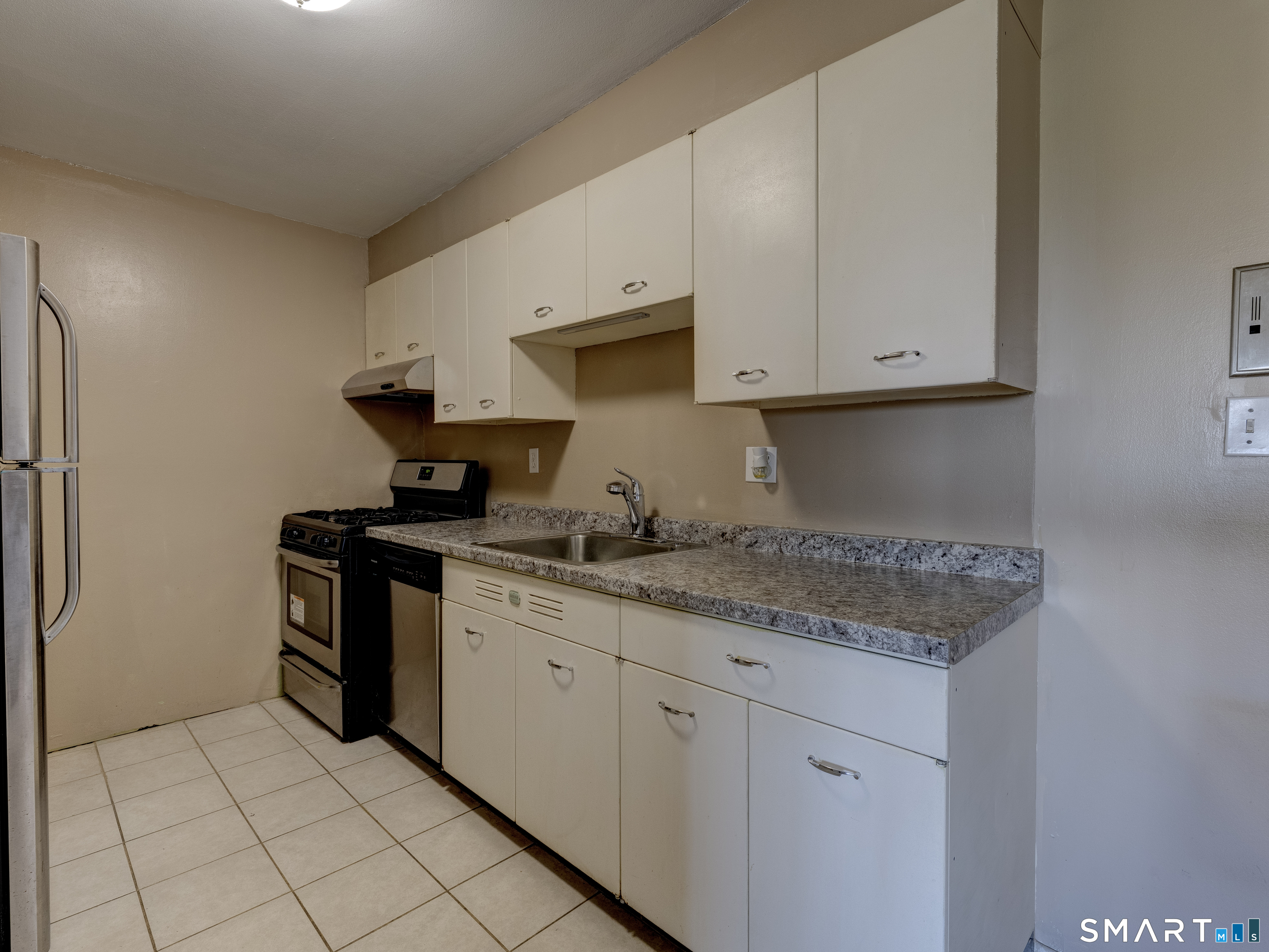 30 Woodland Street Hartford CT 06382
