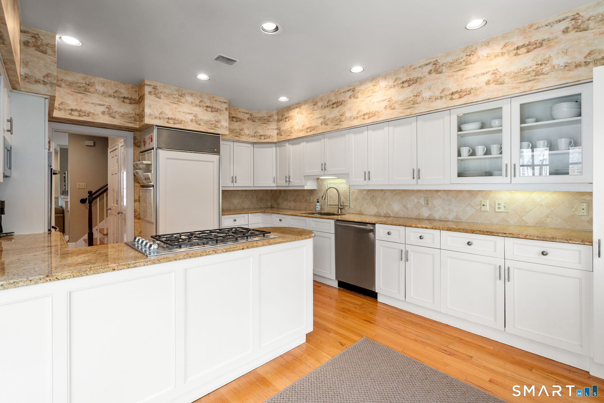 15 Governors Row West Hartford CT 06117