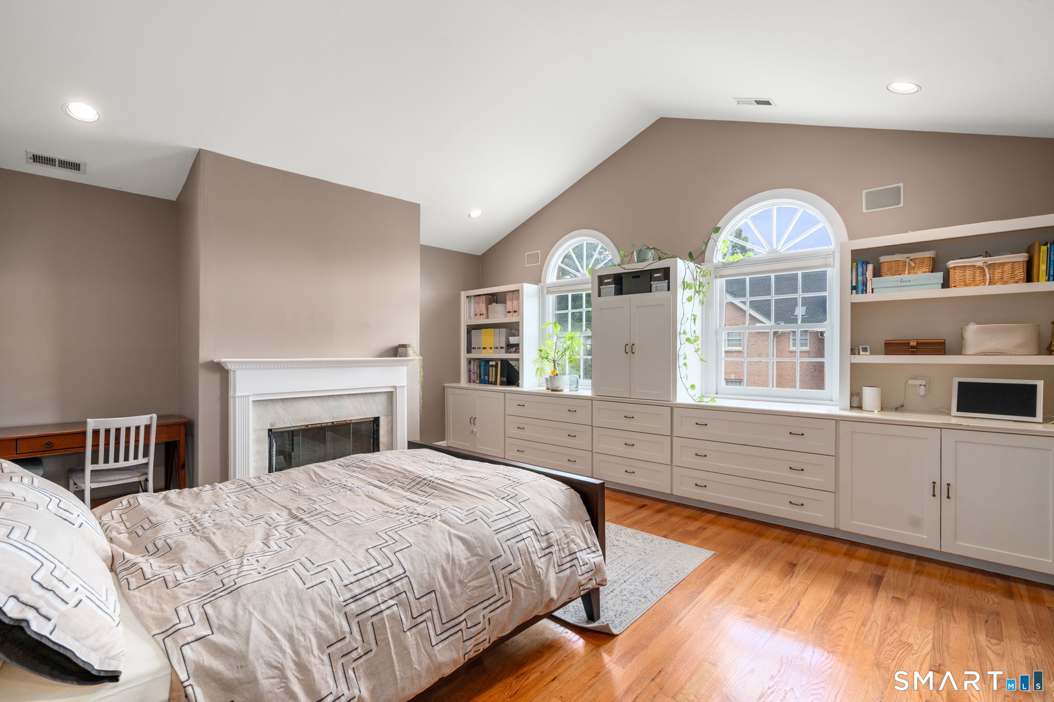 15 Governors Row West Hartford CT 06117