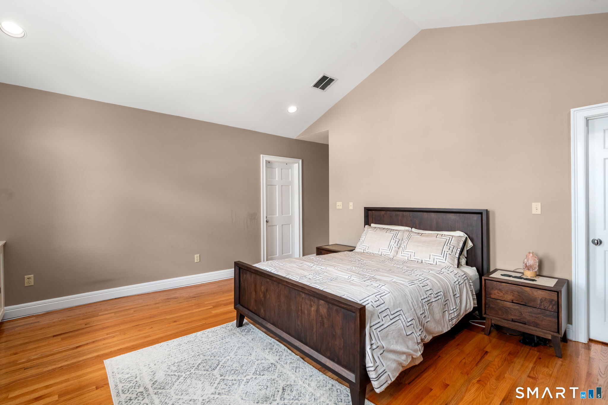 15 Governors Row West Hartford CT 06117