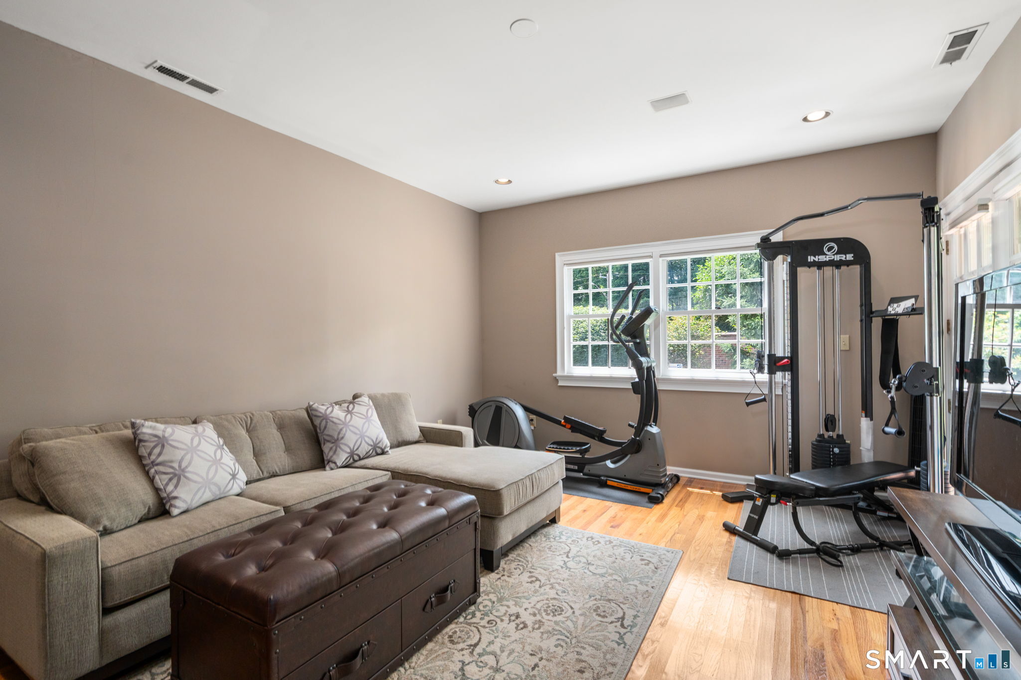 15 Governors Row West Hartford CT 06117