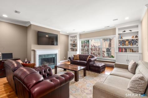 15 Governors Row West Hartford CT 06117