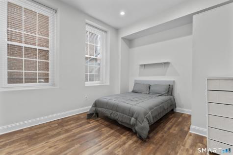 196 Crown Street New Haven CT 06510