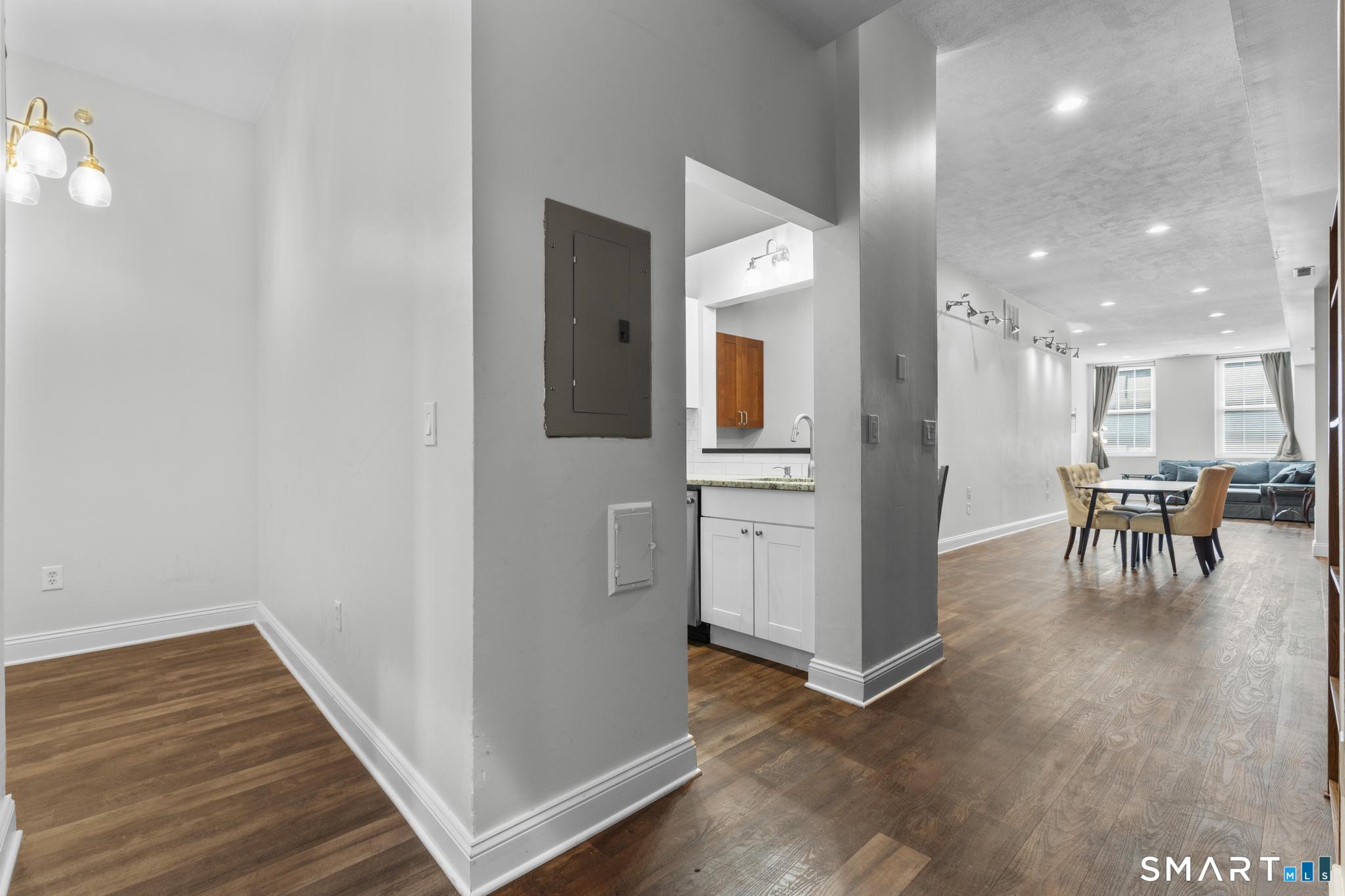 196 Crown Street New Haven CT 06510