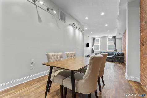 196 Crown Street New Haven CT 06510