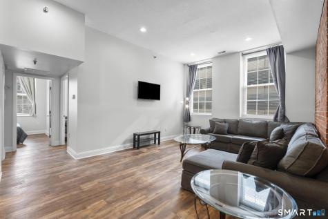 196 Crown Street New Haven CT 06510