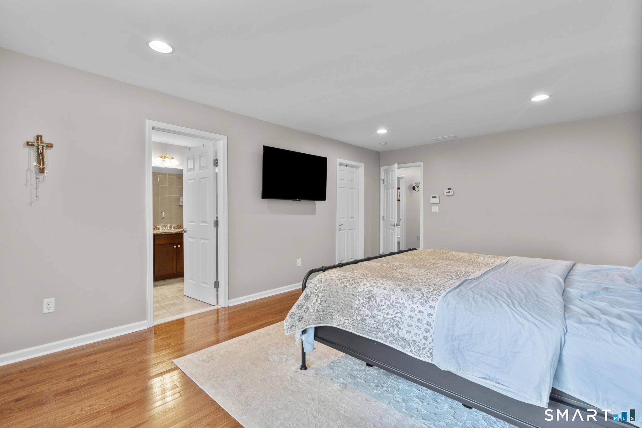 3 Winding Trail Middlebury CT 06762