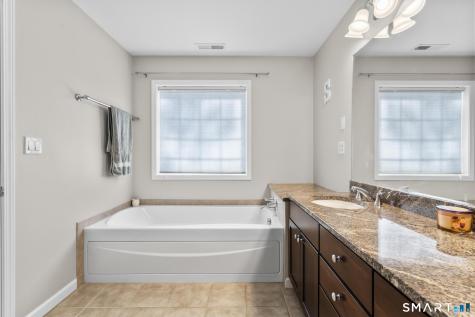 3 Winding Trail Middlebury CT 06762