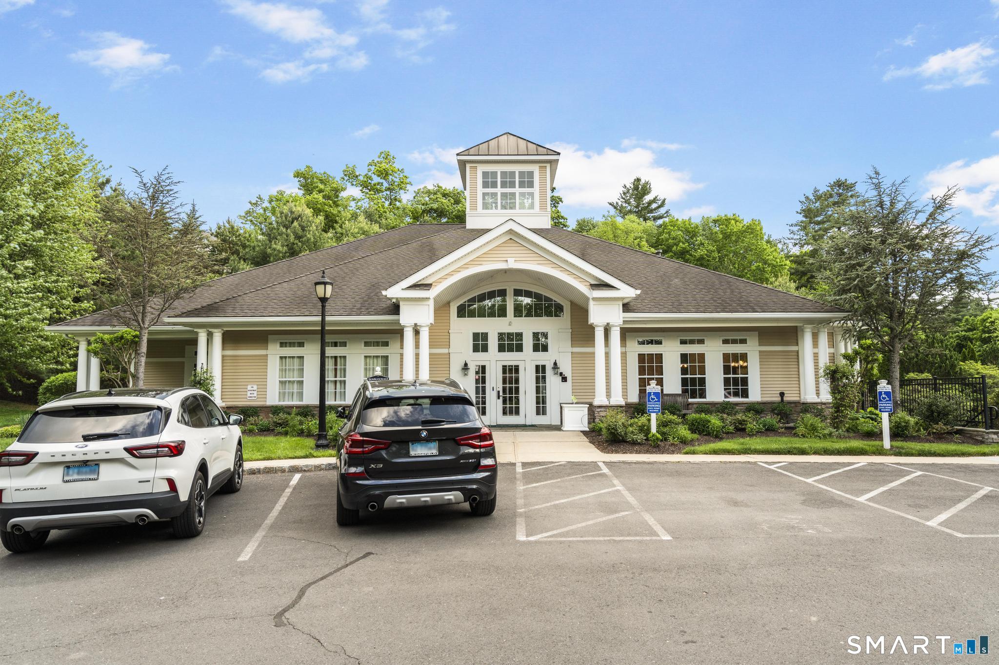 3 Winding Trail Middlebury CT 06762