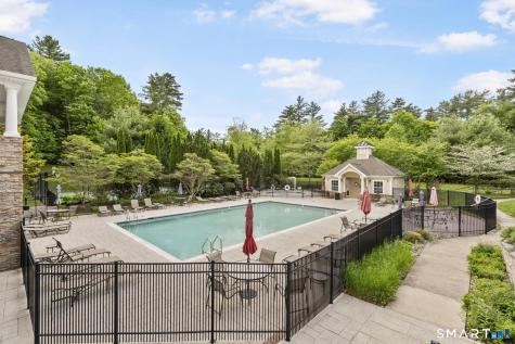 3 Winding Trail Middlebury CT 06762