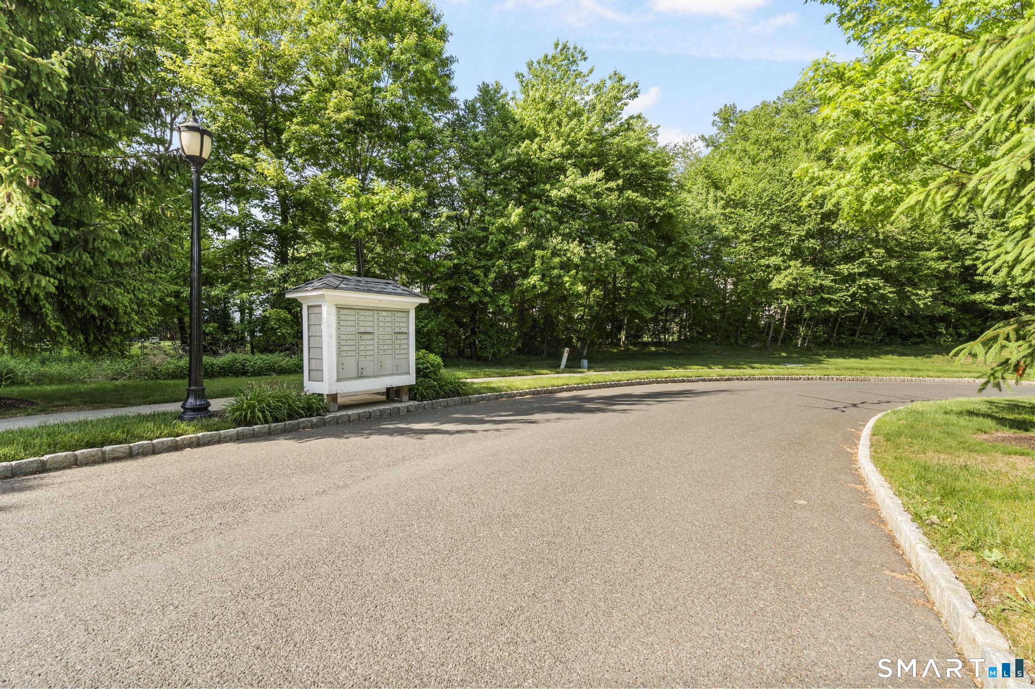 3 Winding Trail Middlebury CT 06762