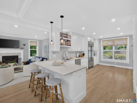 20 Benton's Knoll Guilford CT 06437