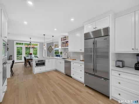 20 Benton's Knoll Guilford CT 06437