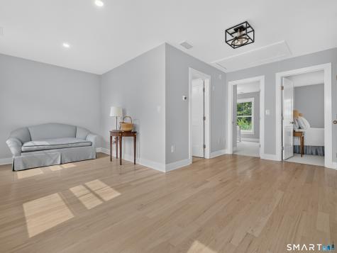 20 Benton's Knoll Guilford CT 06437
