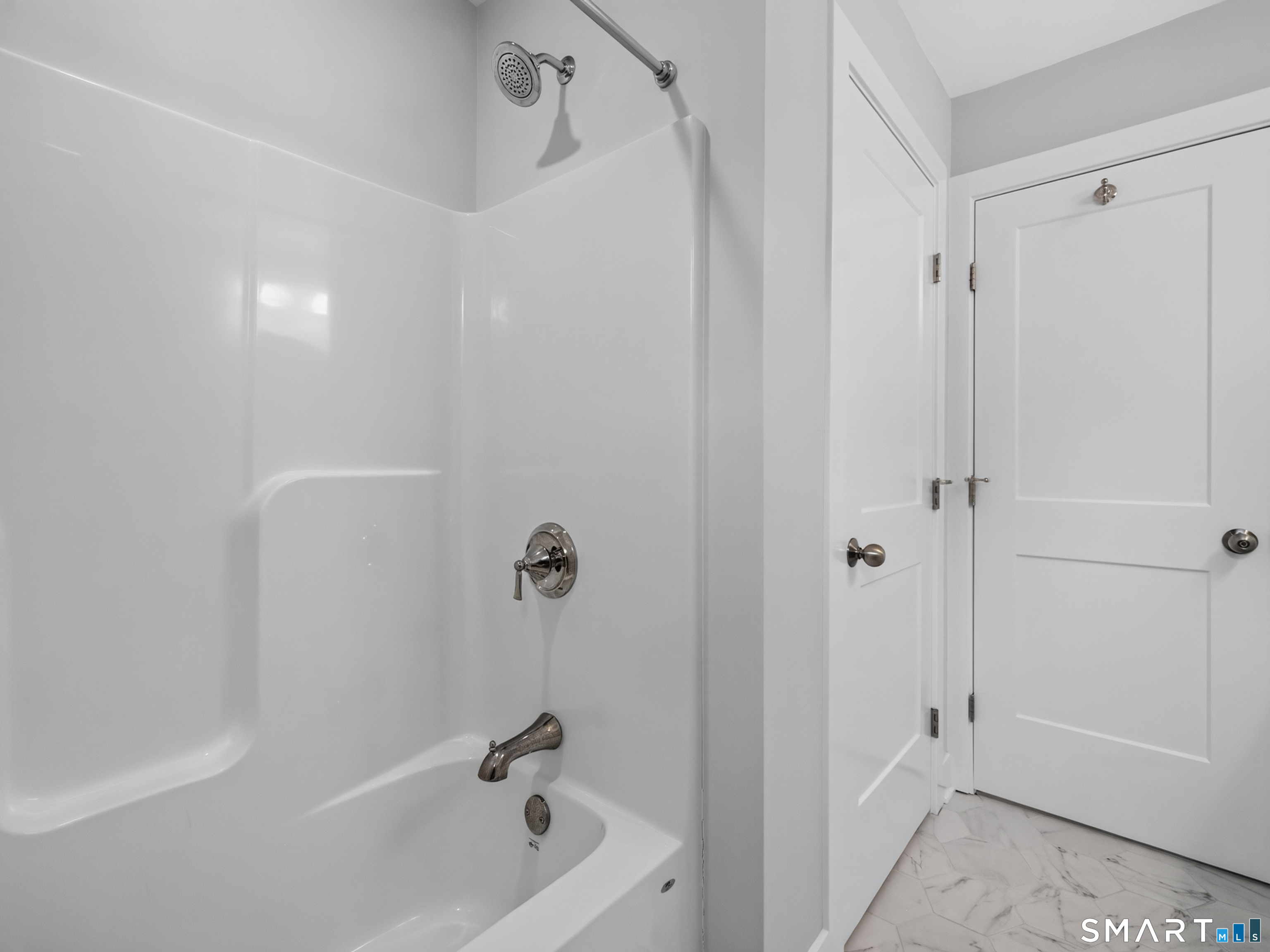 20 Benton's Knoll Guilford CT 06437
