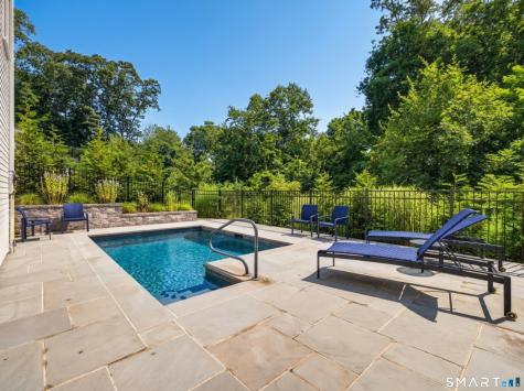 20 Benton's Knoll Guilford CT 06437
