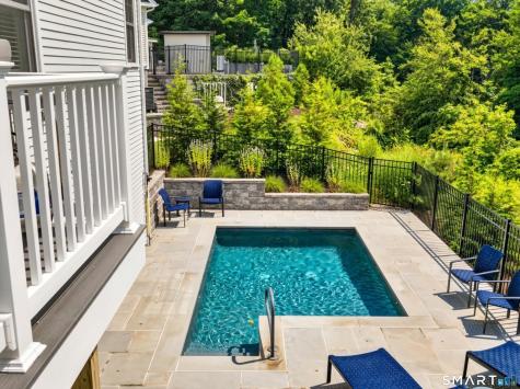 20 Benton's Knoll Guilford CT 06437