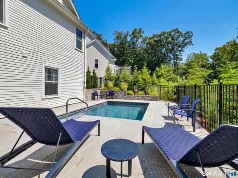 20 Benton's Knoll Guilford CT 06437