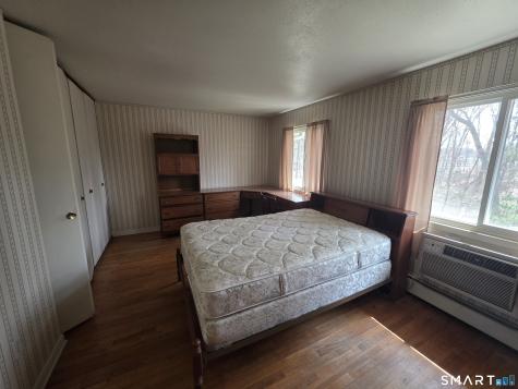 275 Centerbrook Road Hamden CT 06518