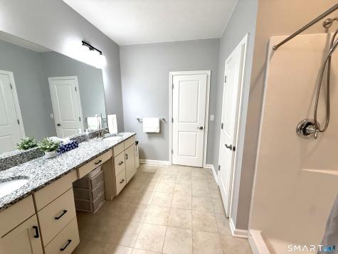 1073 Augusta Drive Oxford CT 06478