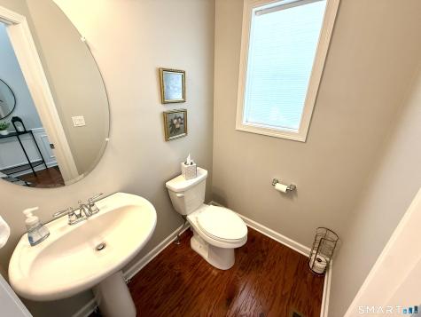 1073 Augusta Drive Oxford CT 06478