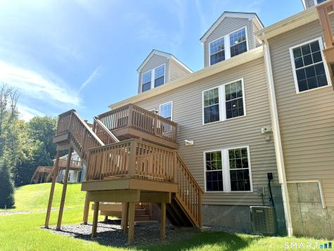1073 Augusta Drive Oxford CT 06478