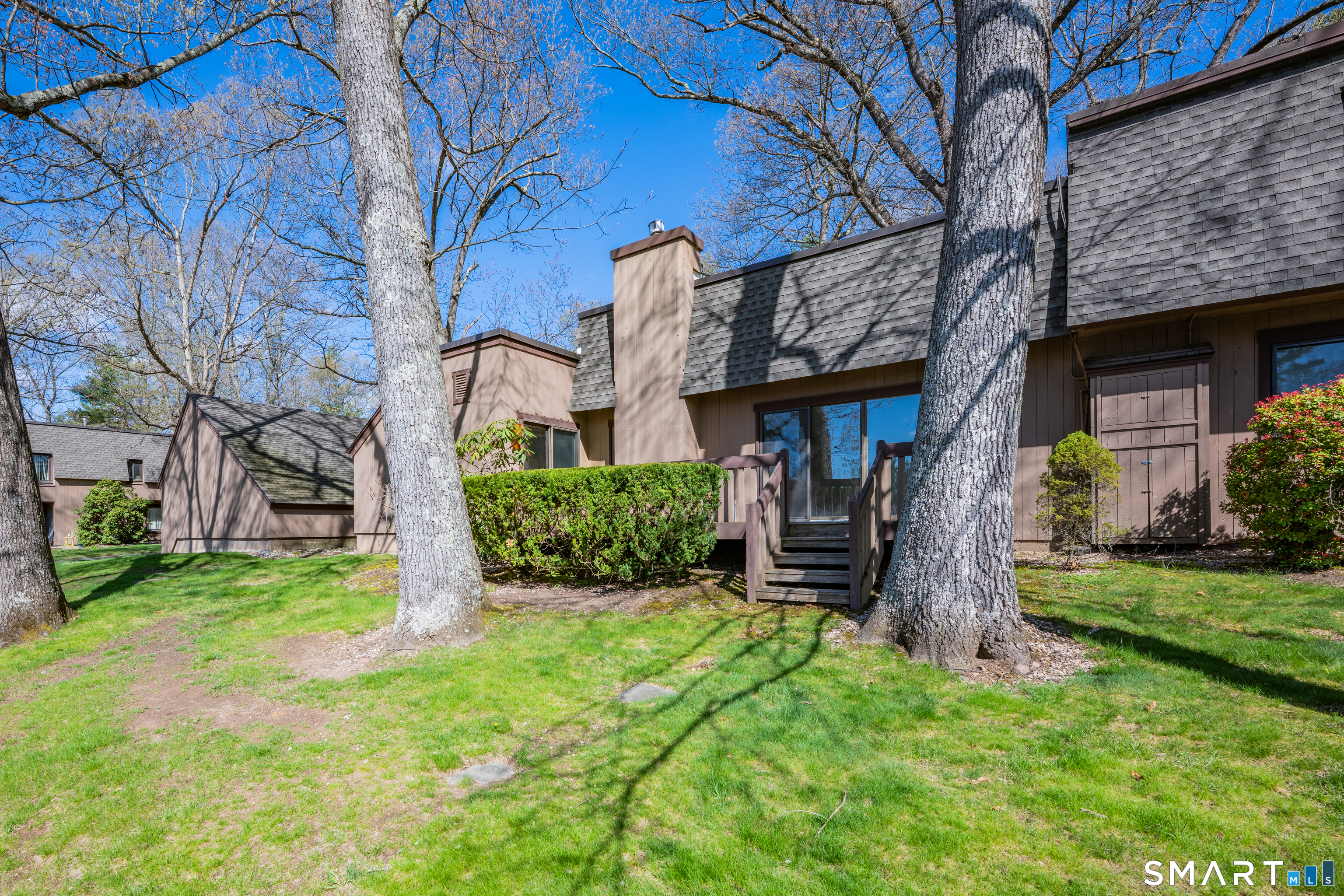 14 Canterbury Lane Avon CT 06001