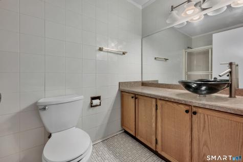14 Canterbury Lane Avon CT 06001
