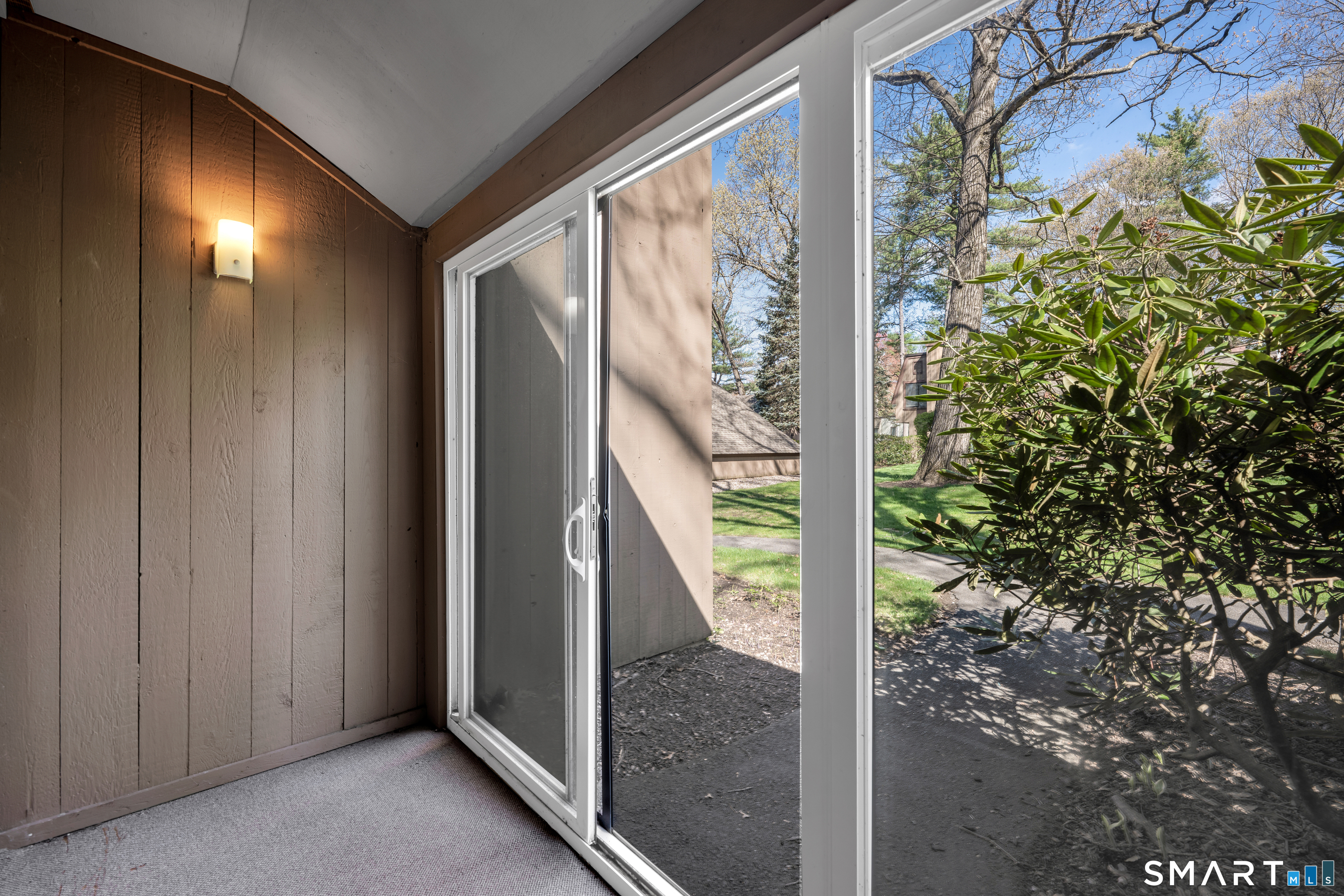 14 Canterbury Lane Avon CT 06001