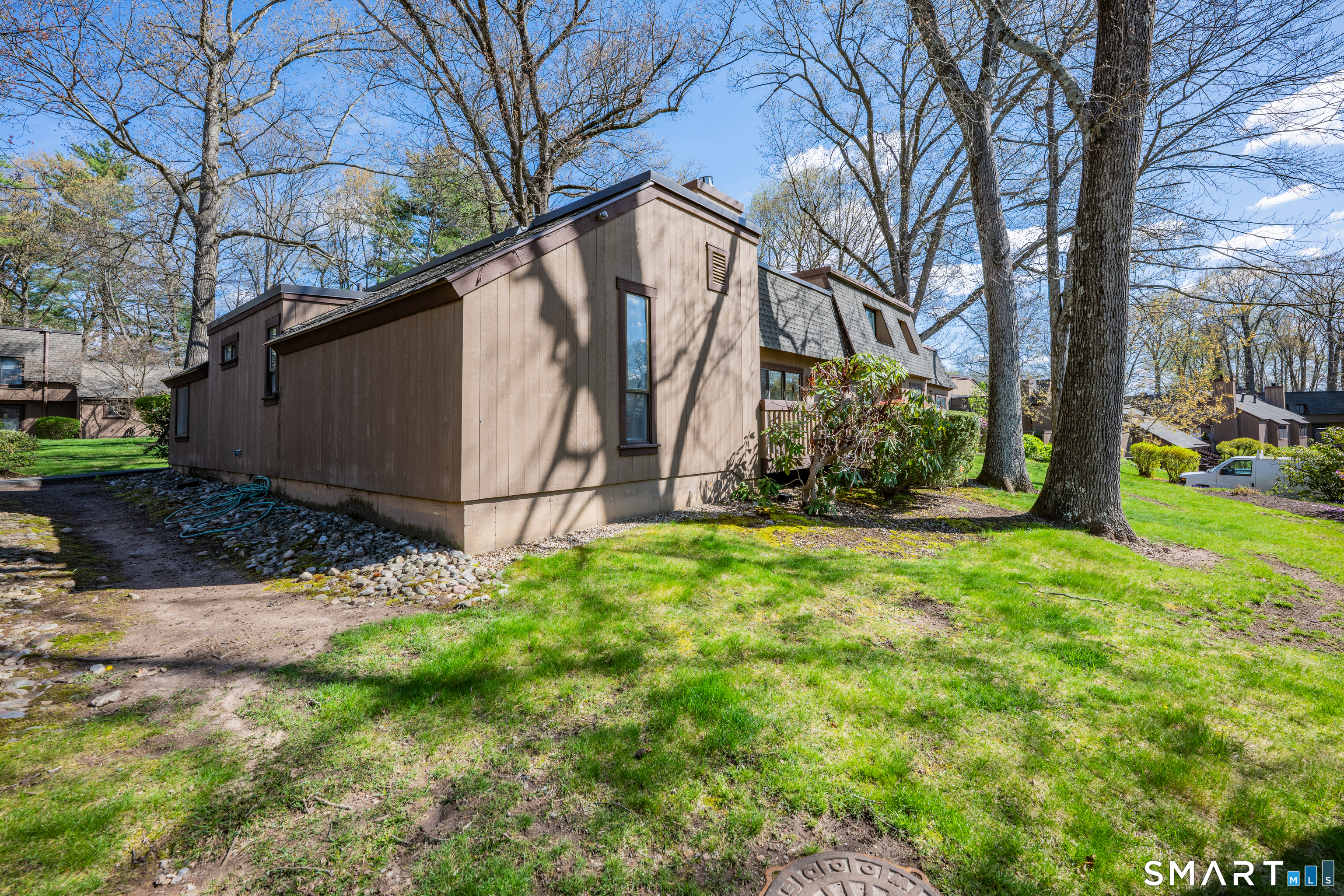 14 Canterbury Lane Avon CT 06001