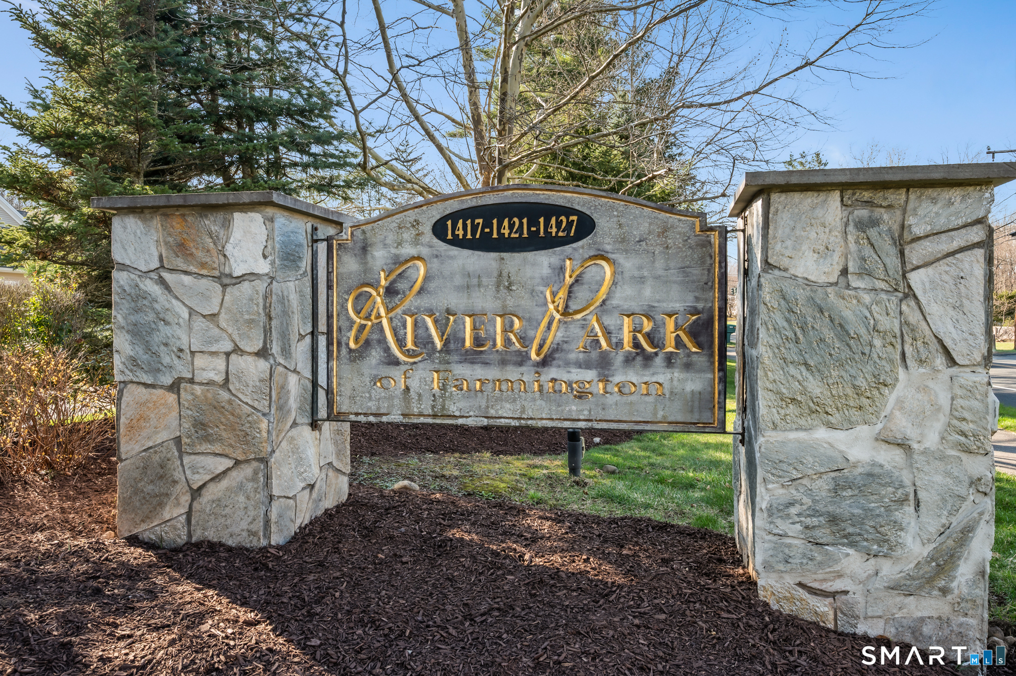 1421 Farmington Avenue Farmington CT 06032