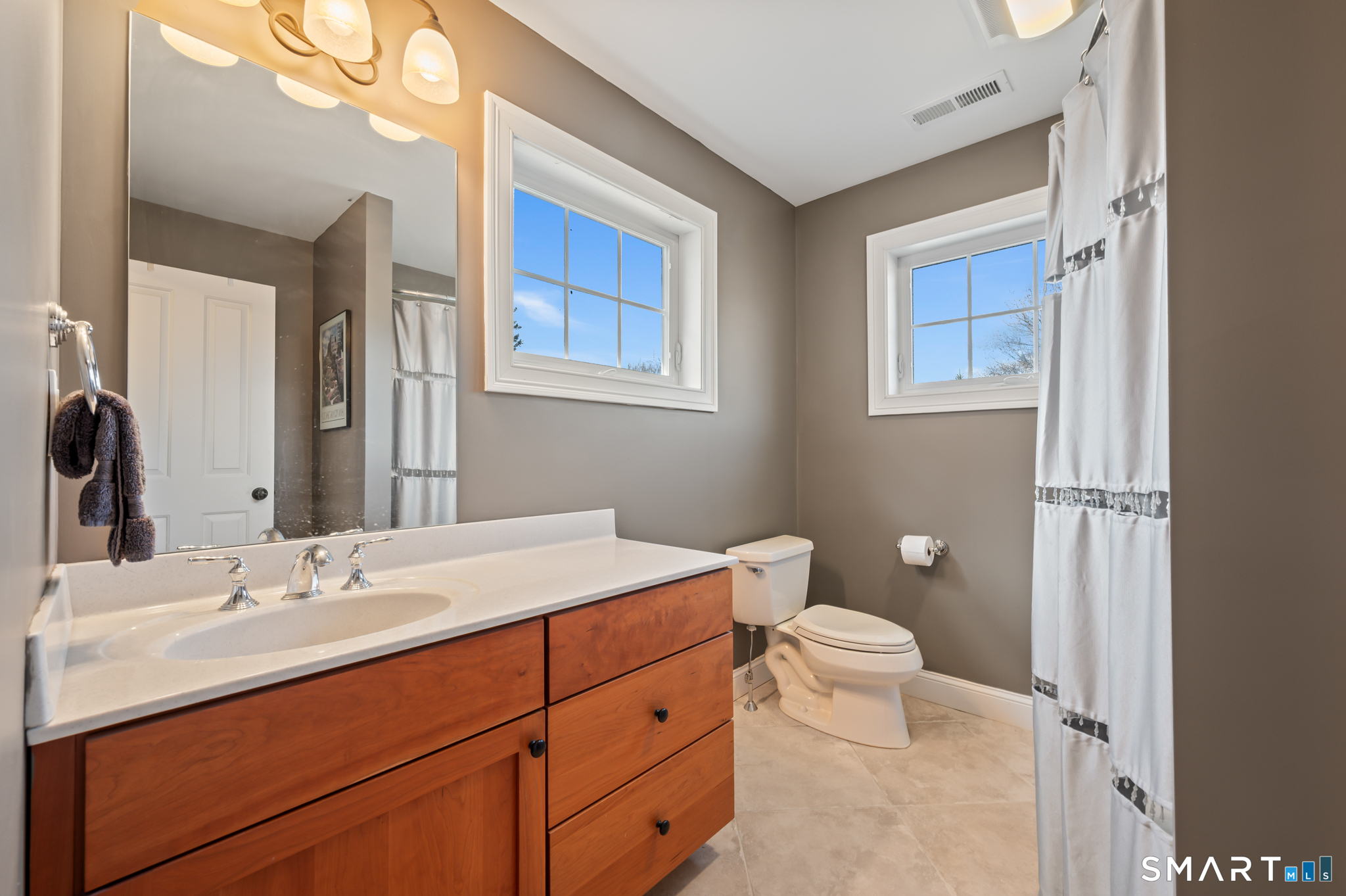 1421 Farmington Avenue Farmington CT 06032