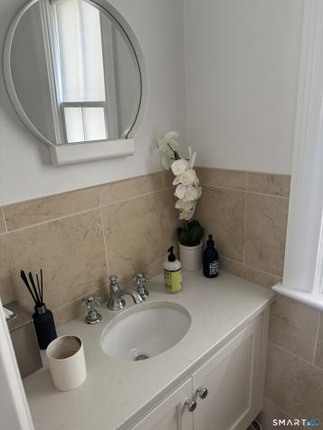 65 Sherwood Place Greenwich CT 06830
