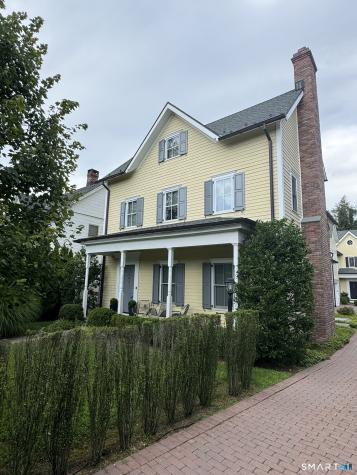 65 Sherwood Place Greenwich CT 06830