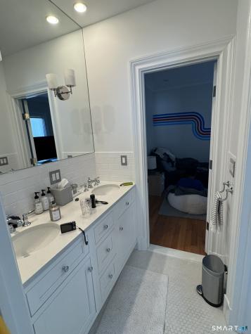 65 Sherwood Place Greenwich CT 06830